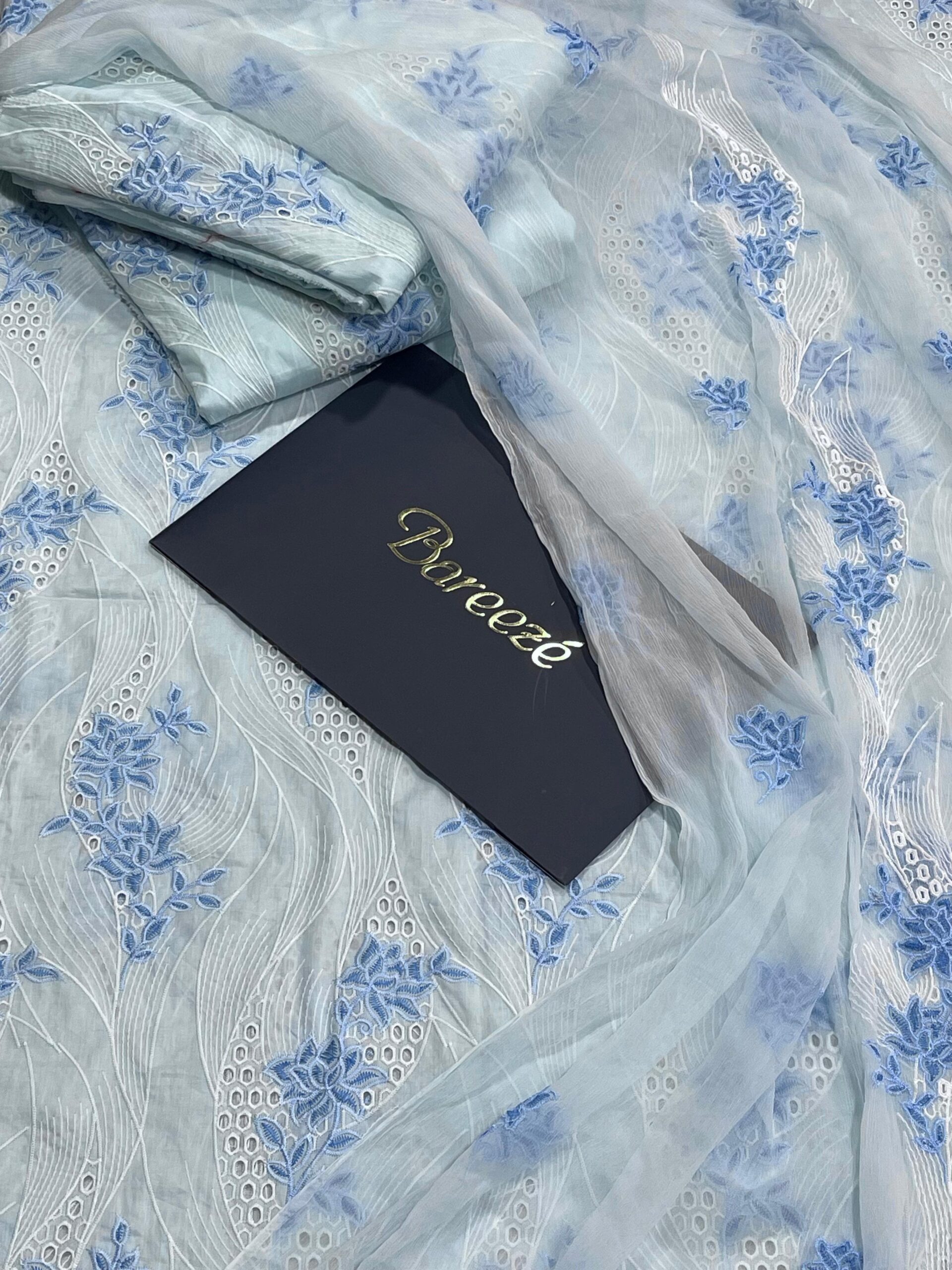 Bareeze 3pc chikenkari lawn